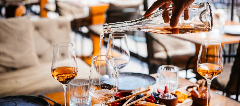 Hold the negroni, here are 7 wines perfect for aperitivo hour