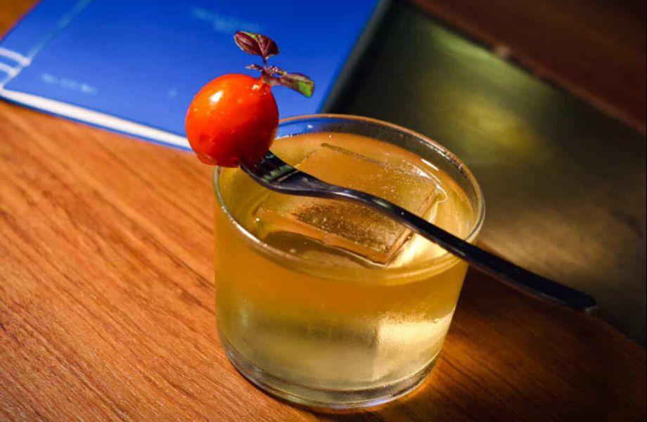 TheOldMan-HongKong-China-01