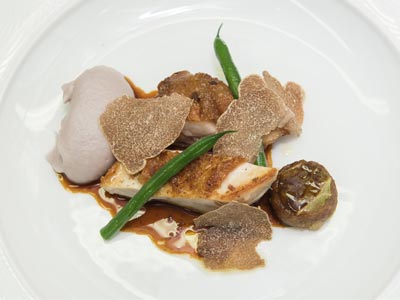 62-Otto-e-Mezzo-poulard-from-Bresse-with-Alba-white-truffles