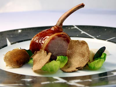 73-The-Fat-Duck-smoked-coconut-confit-cauliflower-and-jasmine