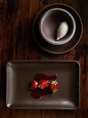 75-Coi-strawberries-and-cream