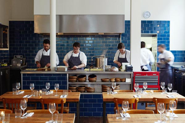 Isaac-Clove-Club-600x400-blog