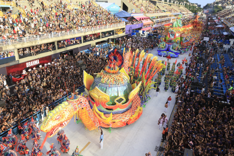 LatAm50BR24-riodestination-carnival