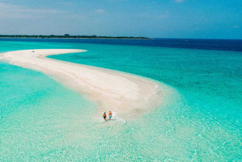 W50BH24-Best-beach-hotel-shoes