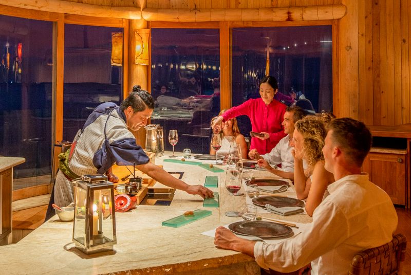 W50BH24-best-beach-akira