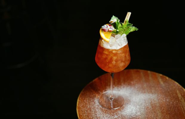 A50BB21-SpeakLow-Cocktail