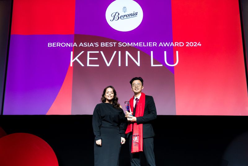 A50BR24-highlights-sommelier-1