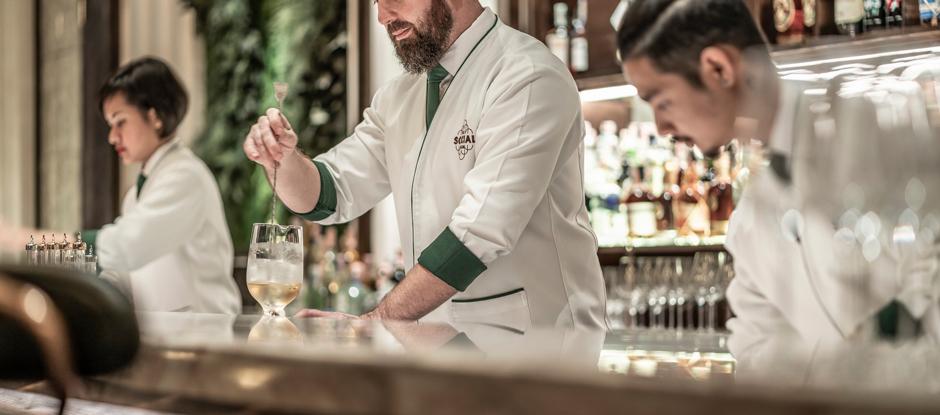 Feeling a festive night out? These are the best bars for dressing up