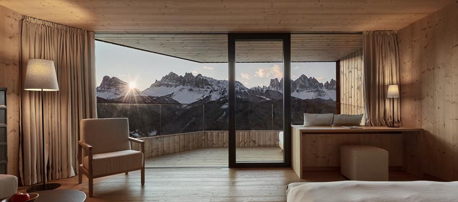 11 mountainside hotels for epic, year-round getaways