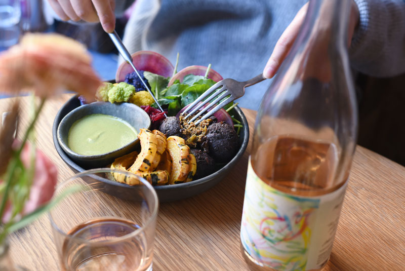 Stories20-CamMarc-Dish-800