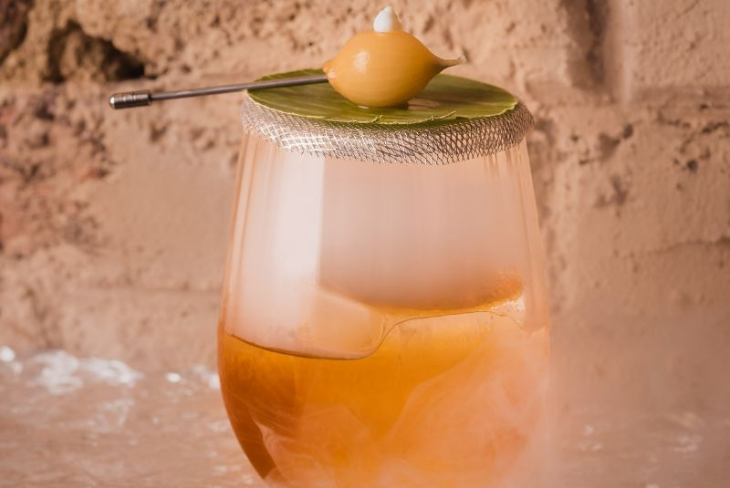 the-elephant-room_incopy